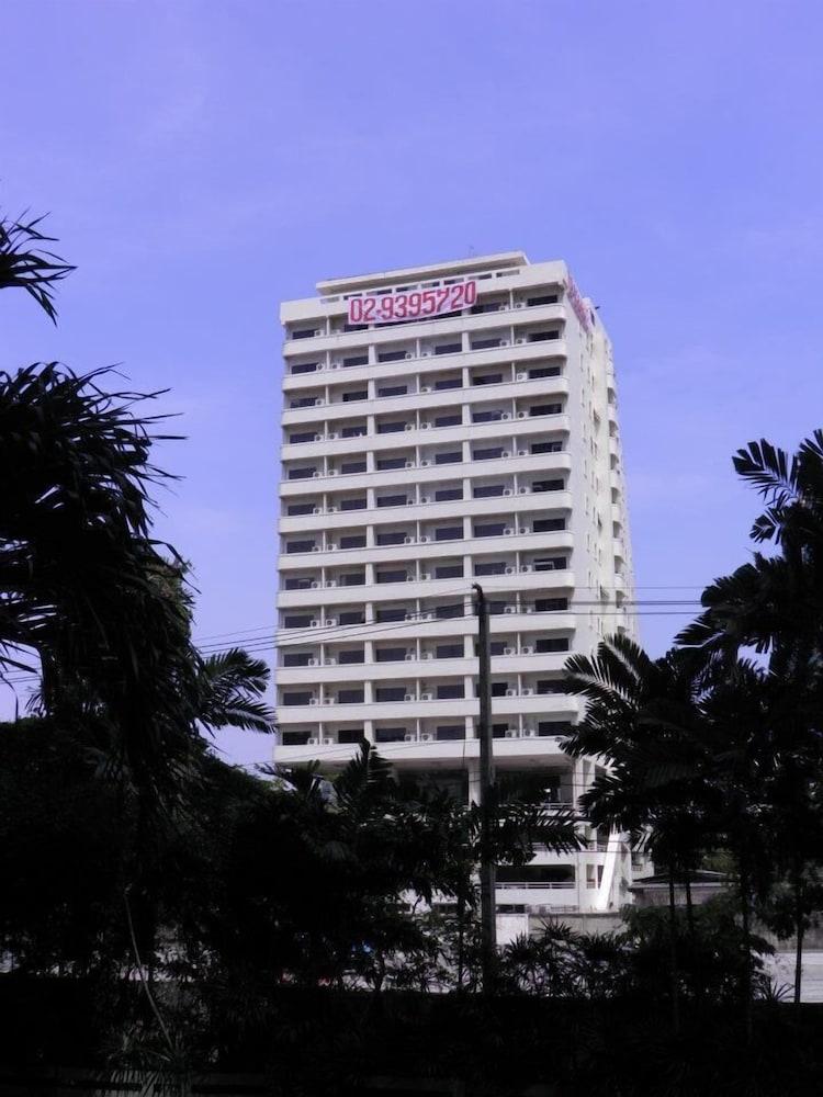 Hotel Poonchock Mansion Bangkok Exteriér fotografie